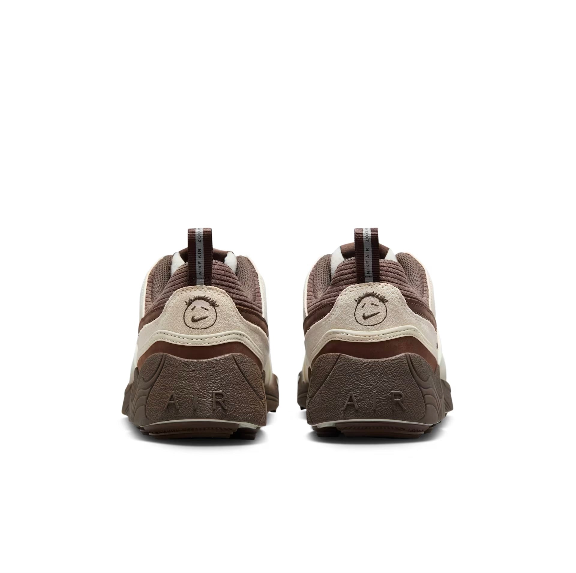 Jordan x Travis Scott Zoom Field Jaxx “Pale Ivory & Leche Blue