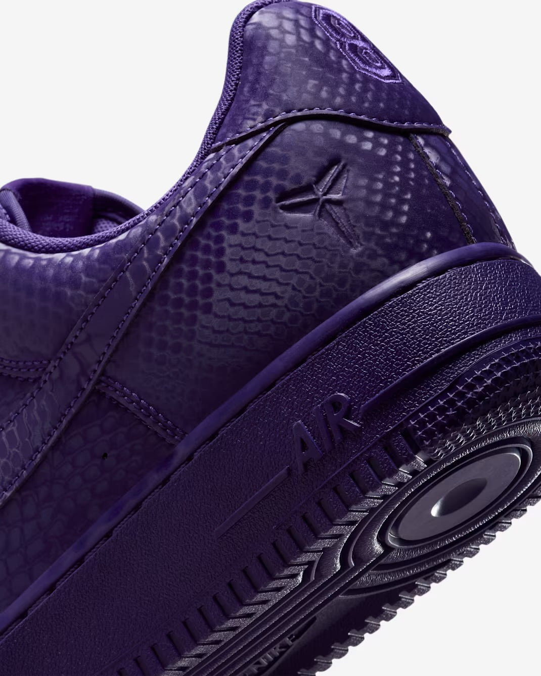Nike x Kobe Bryant Air Force 1 Low Protro “Court Purple”