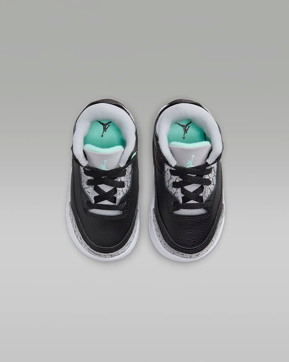 Jordan 3 Retro “Green Glow”