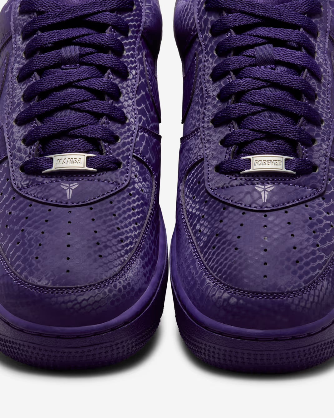 Nike x Kobe Bryant Air Force 1 Low Protro “Court Purple”