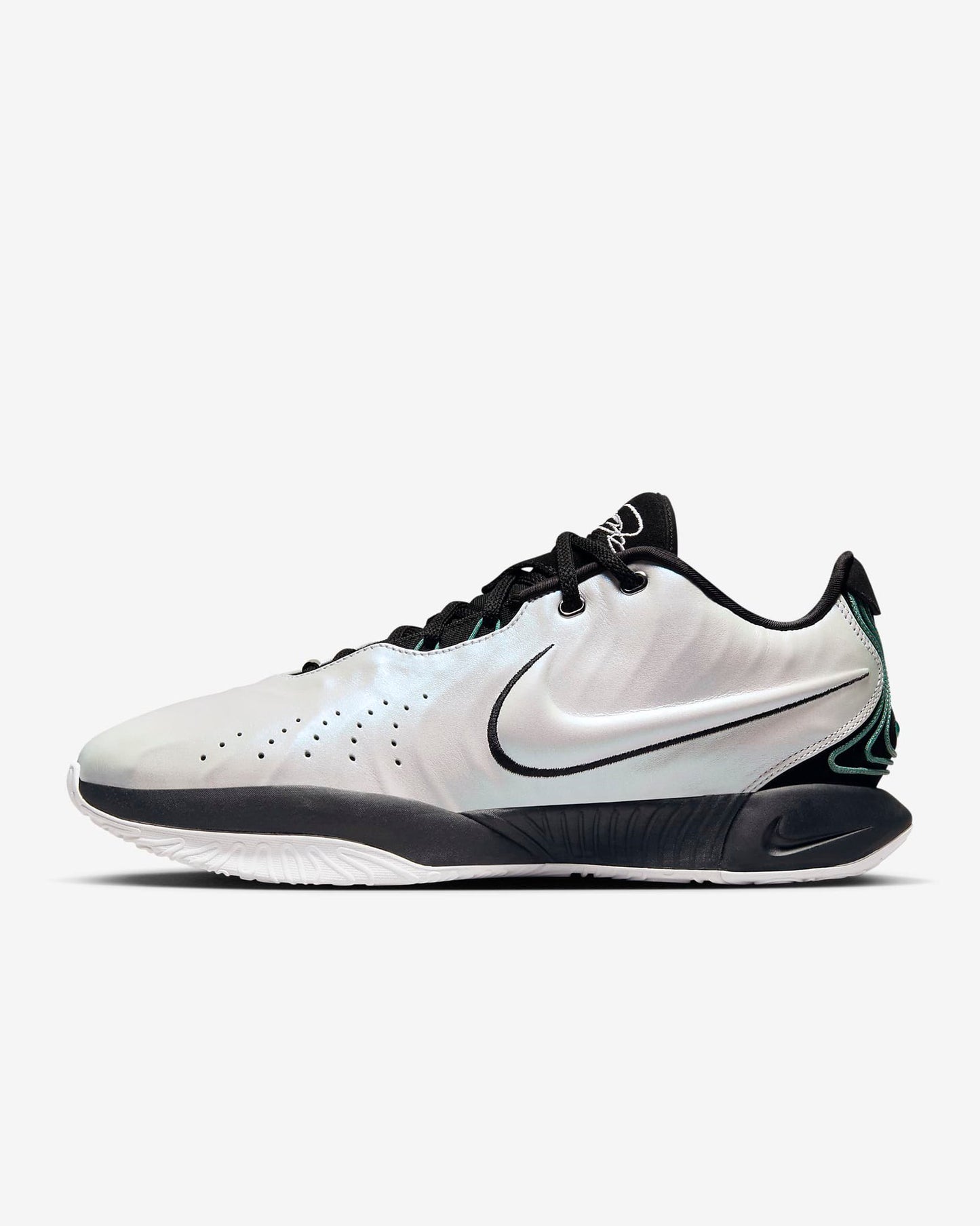 Nike LeBron 21 “Conchiolin”
