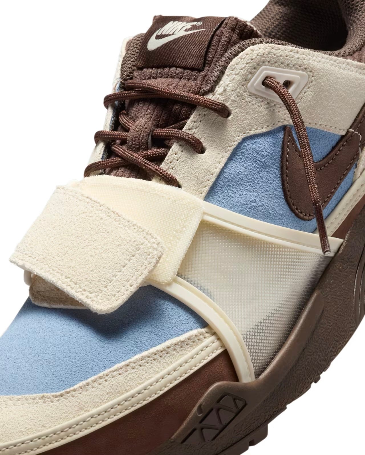 Jordan x Travis Scott Zoom Field Jaxx “Pale Ivory & Leche Blue