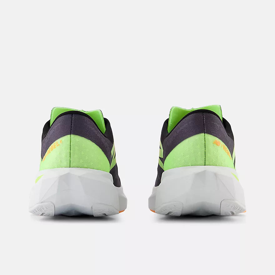 New Balance FuelCell Rebel V4 “Black Graphite”