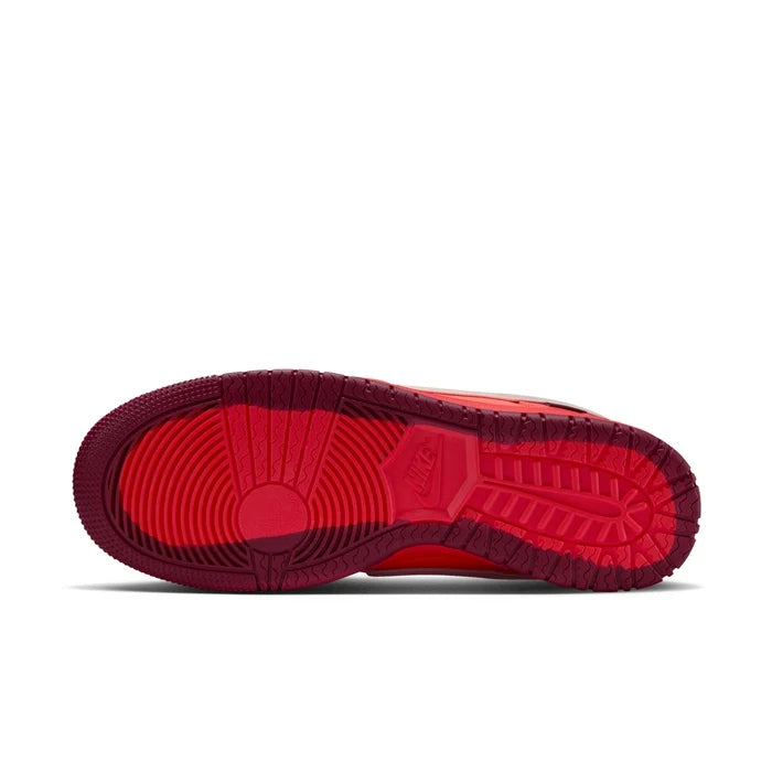 Nike x Gore-tex Dunk Low “Red Crush”