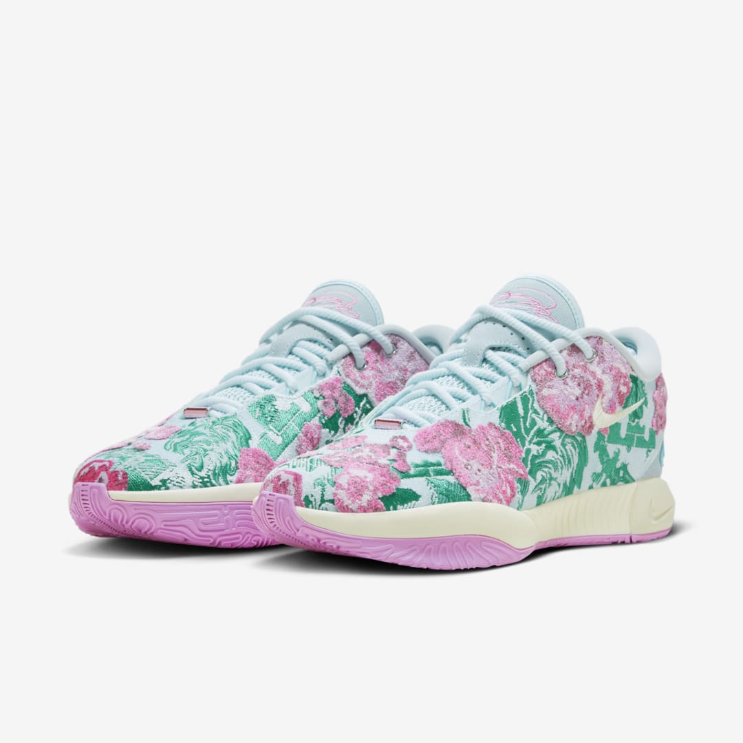 Nike LeBron 21 “Grandma’s Couch”