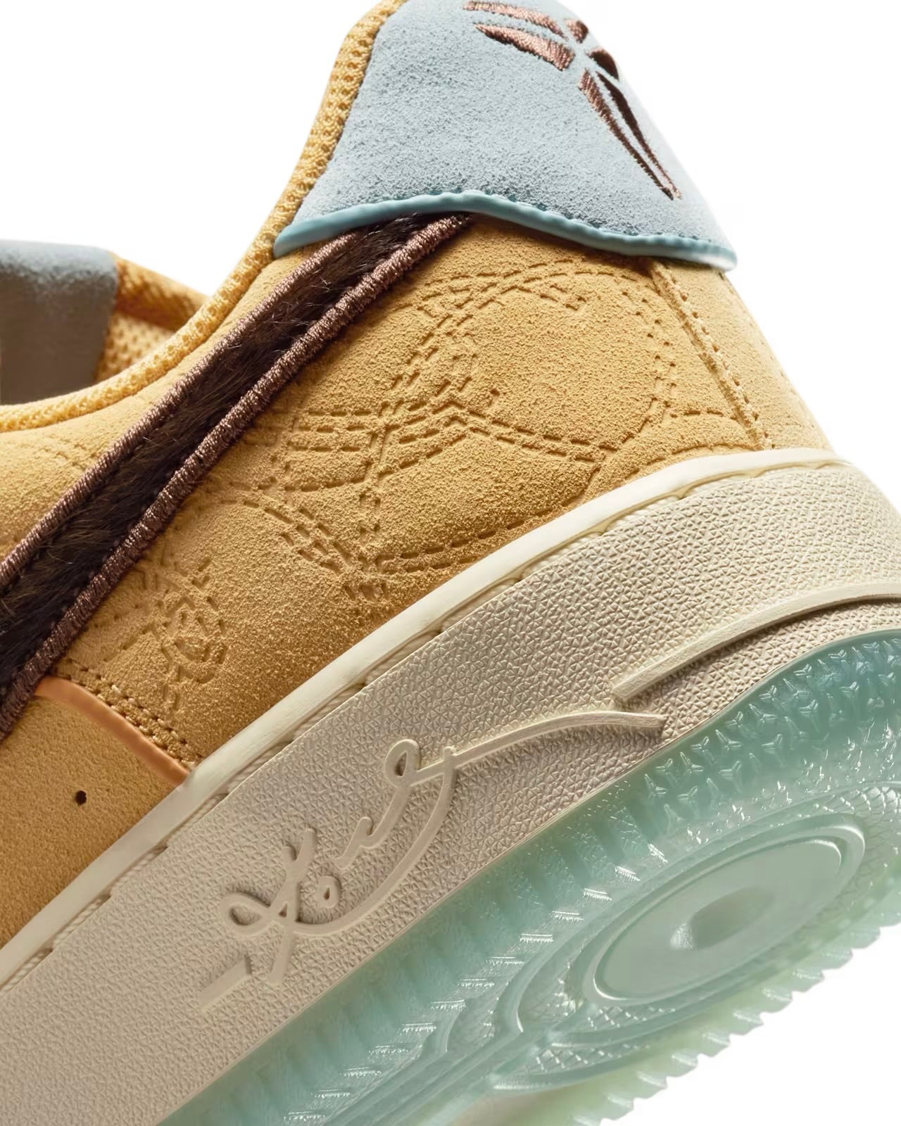 Nike x Kobe Bryant Air Force 1 Low Protro “Siempre Mio”