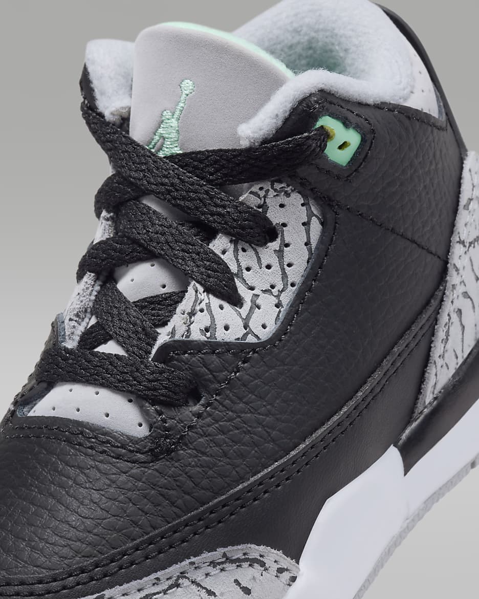 Jordan 3 Retro “Green Glow”