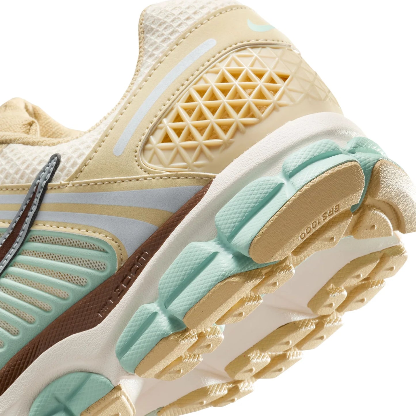 Nike Zoom Vomero 5 “Team Gold”