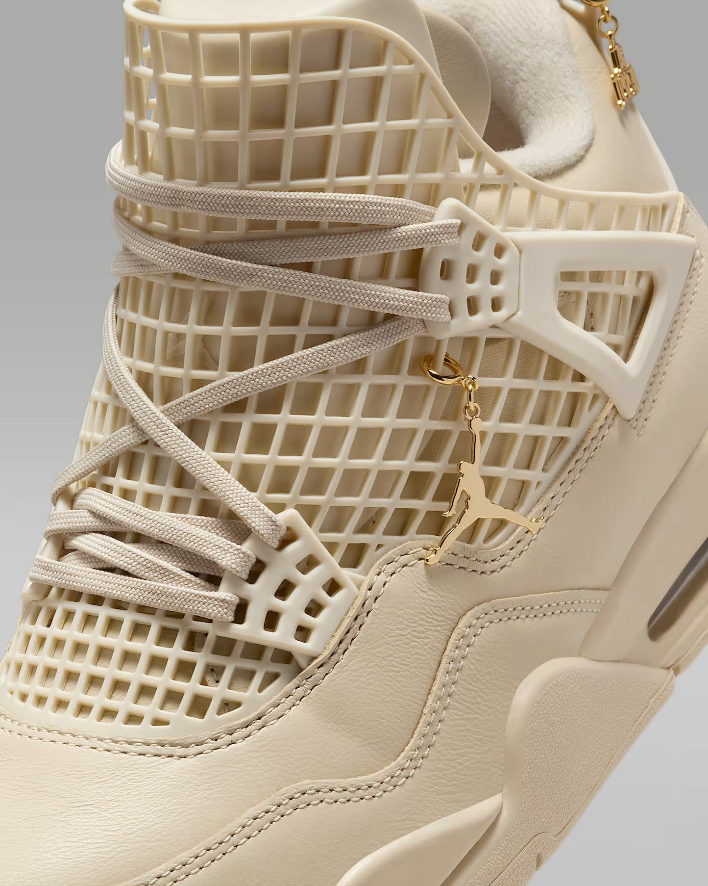 Jordan 4 Net “Rattan”