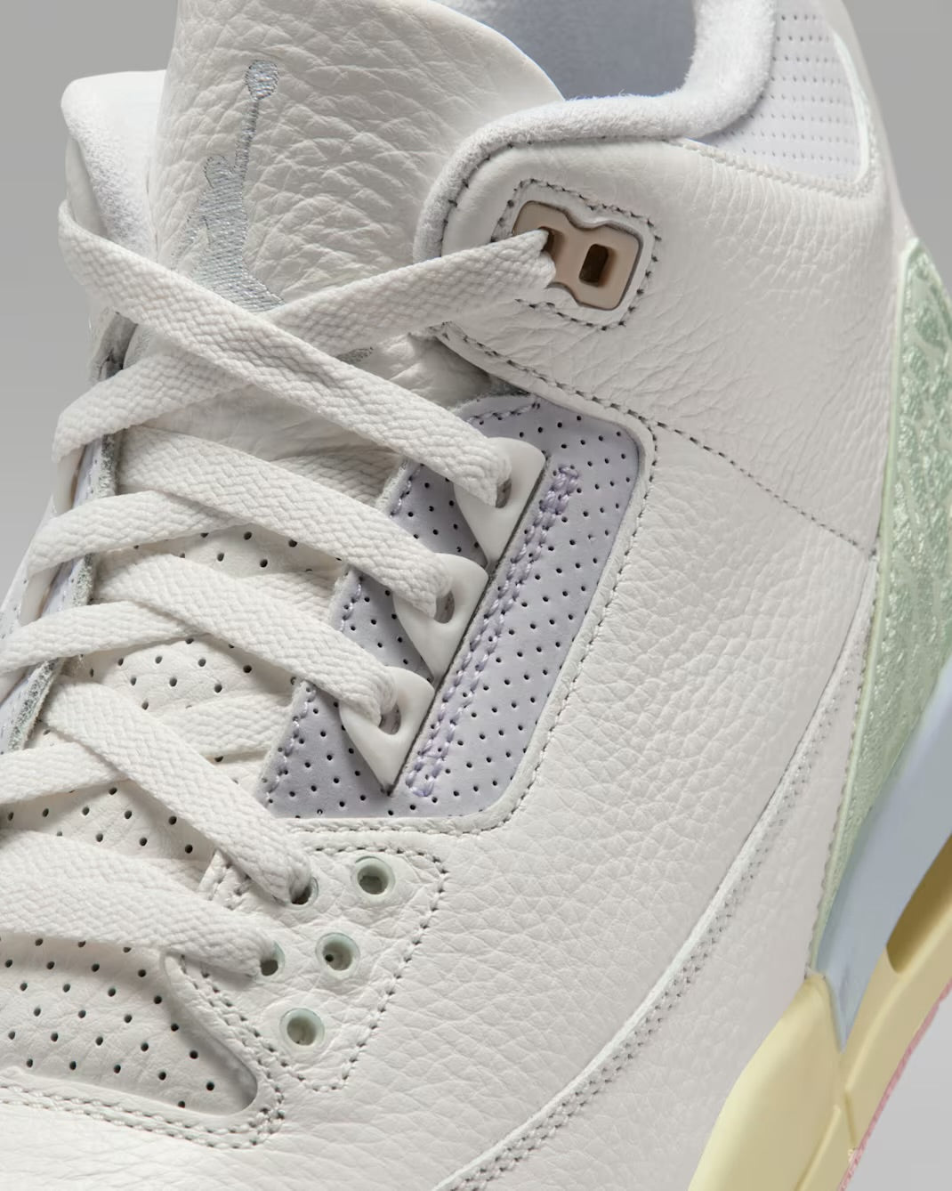 Jordan 3 Retro OG “Spring Is In The Air”