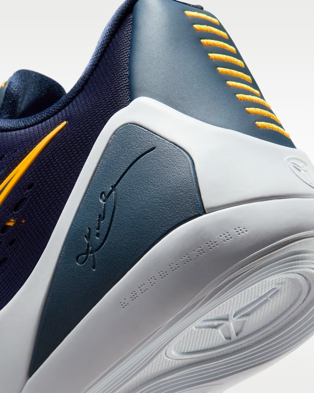 Nike Kobe 9 Elite Low EM Protro “Daybreak”