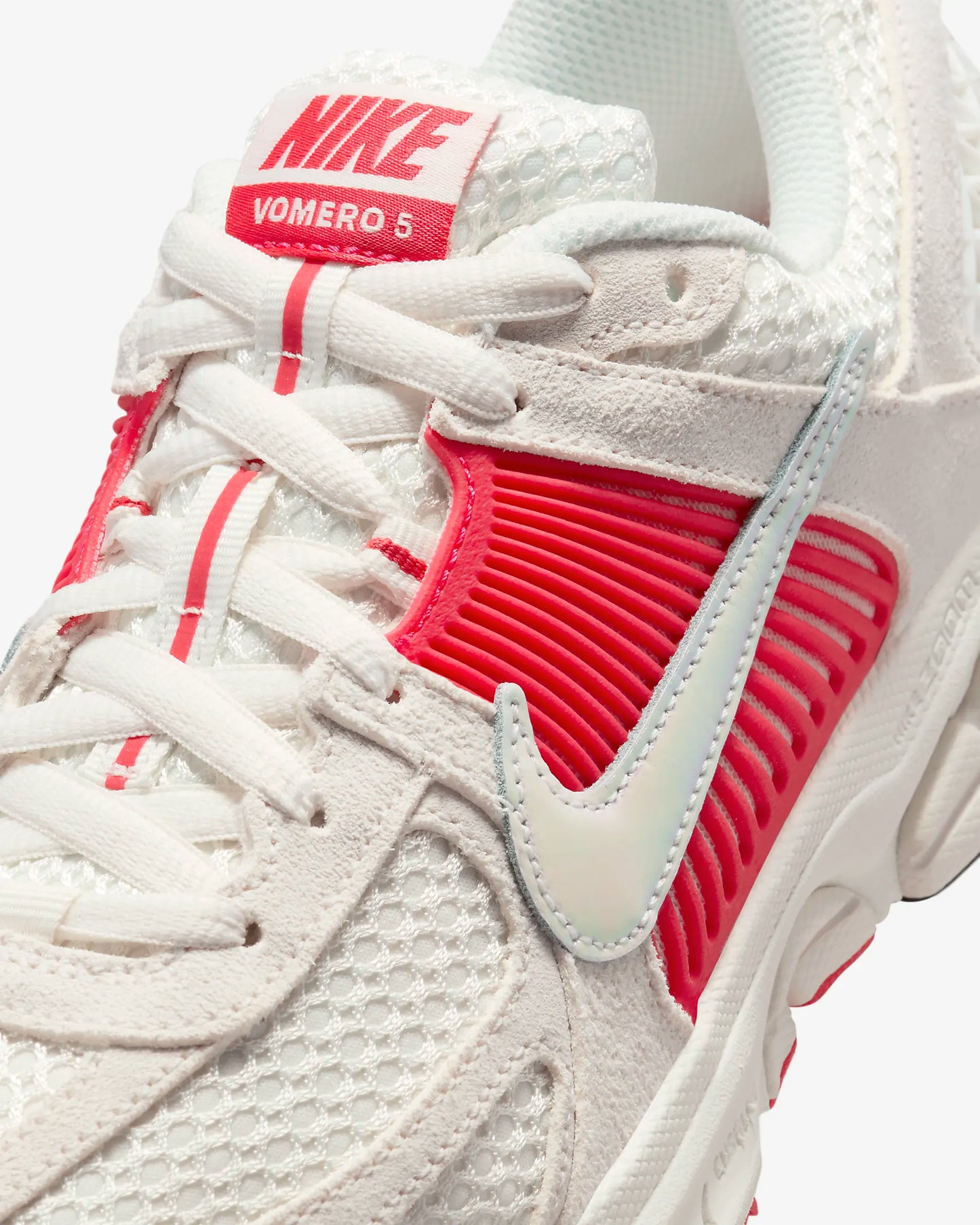 Nike Zoom Vomero 5 “Siren Red”