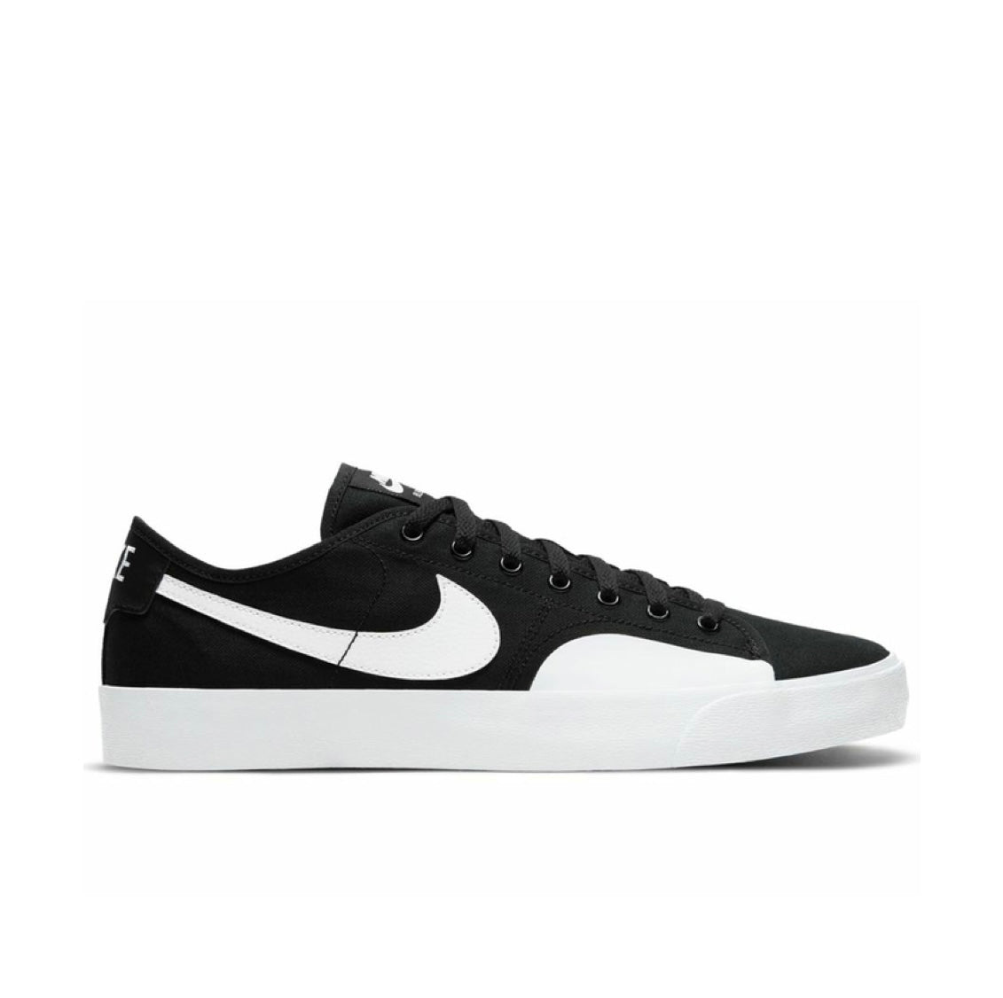 Nike SB BLZR Court "Panda"
