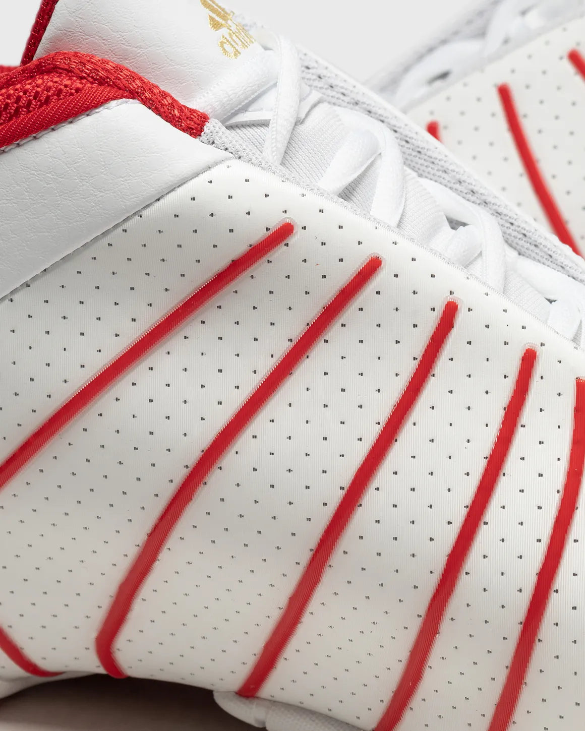 Adidas TMac 3 Restomod “Rockets”