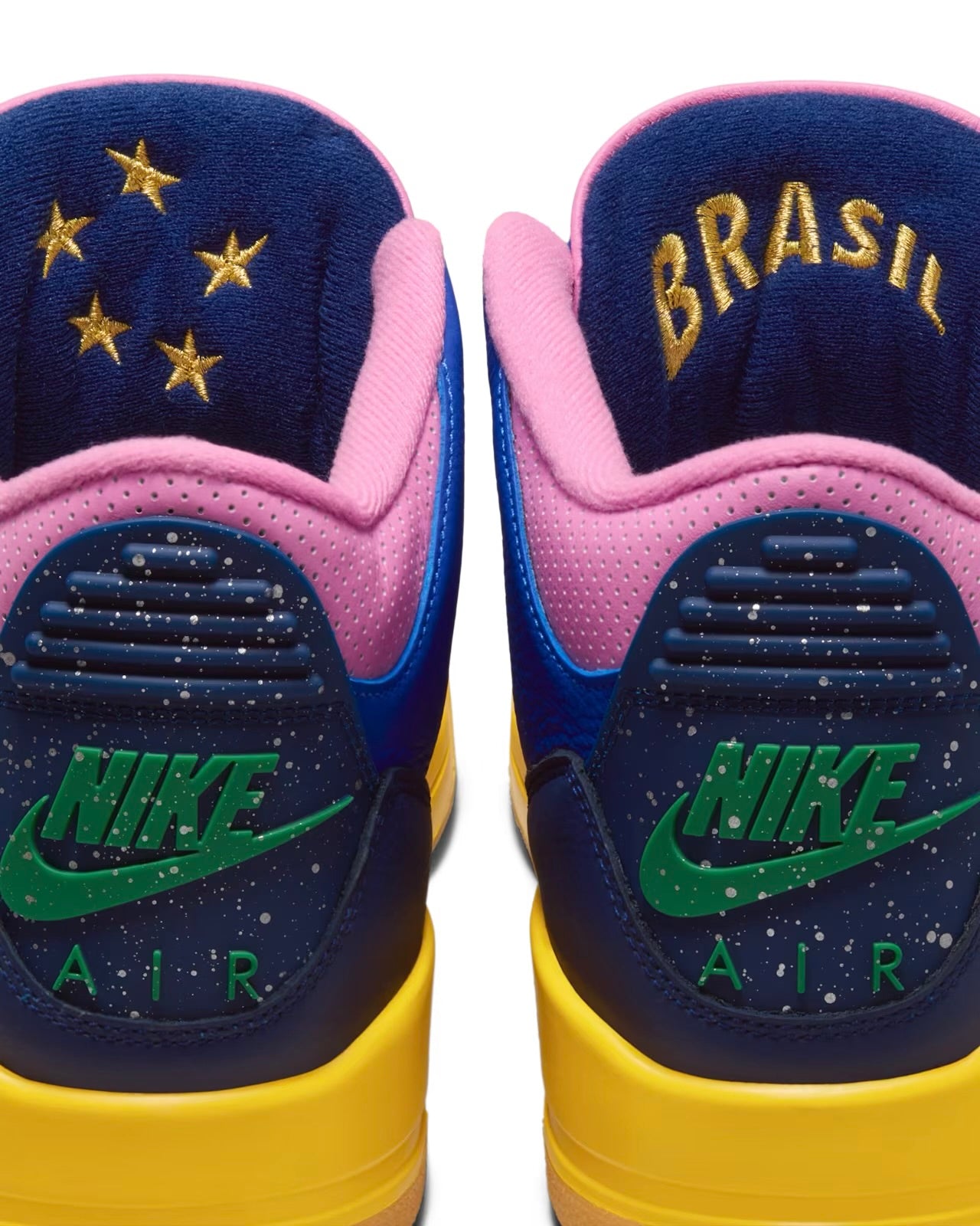 Jordan 3 Retro OG “Brazil”