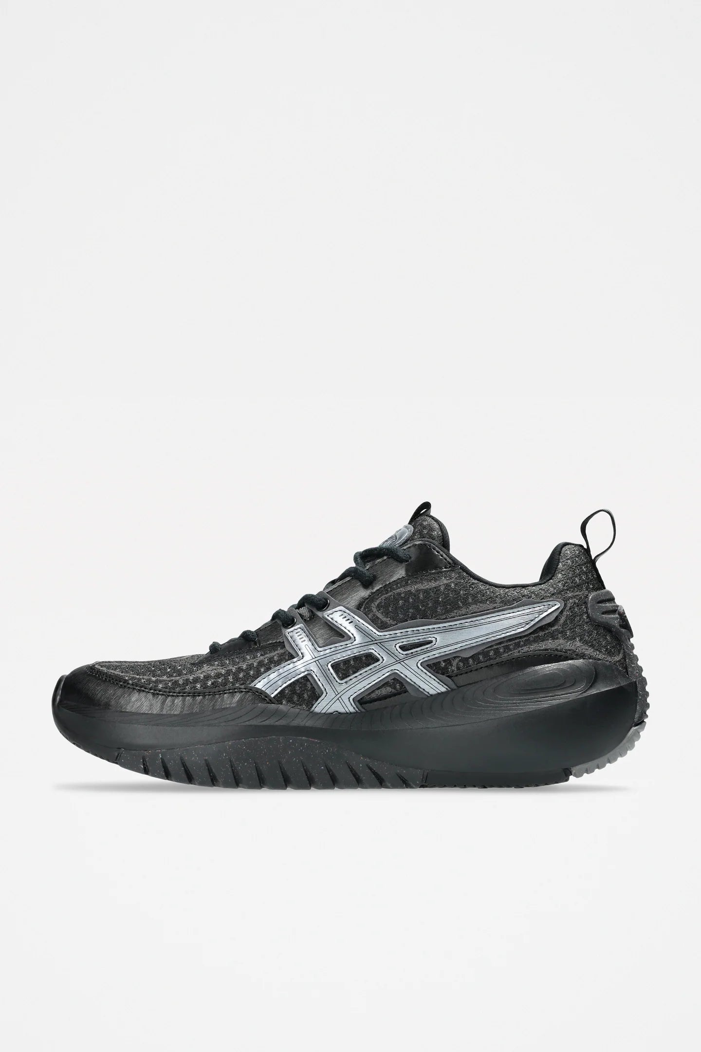 Asics Neocurve “Black”