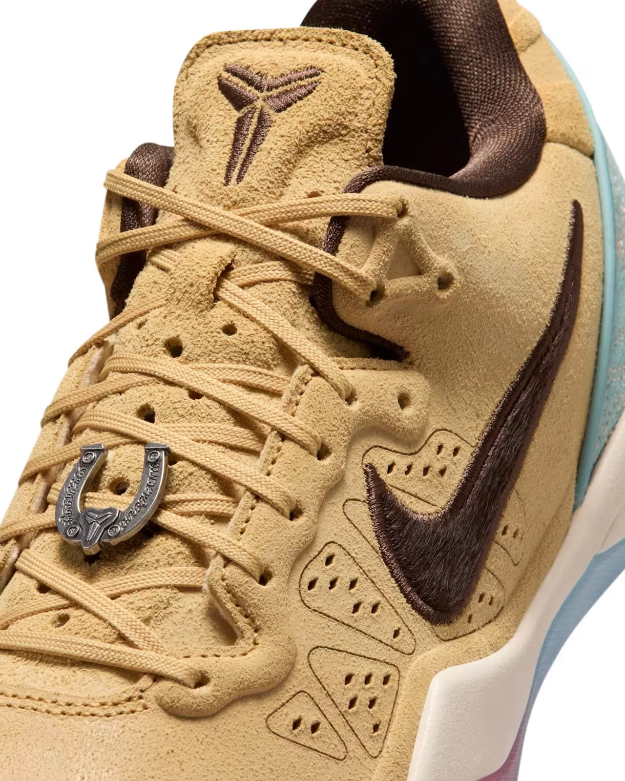 Nike Kobe 8 Protro “Siempre Mio”